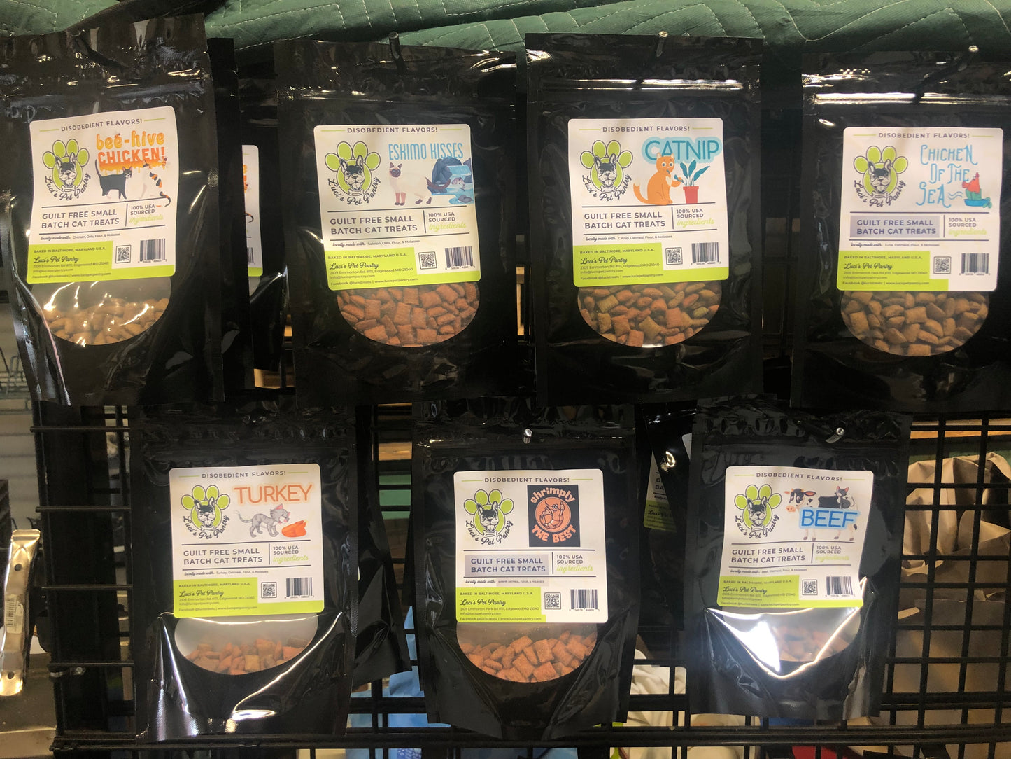 7 Pack Cat & Kitten Specialty Super Treat Gift Box