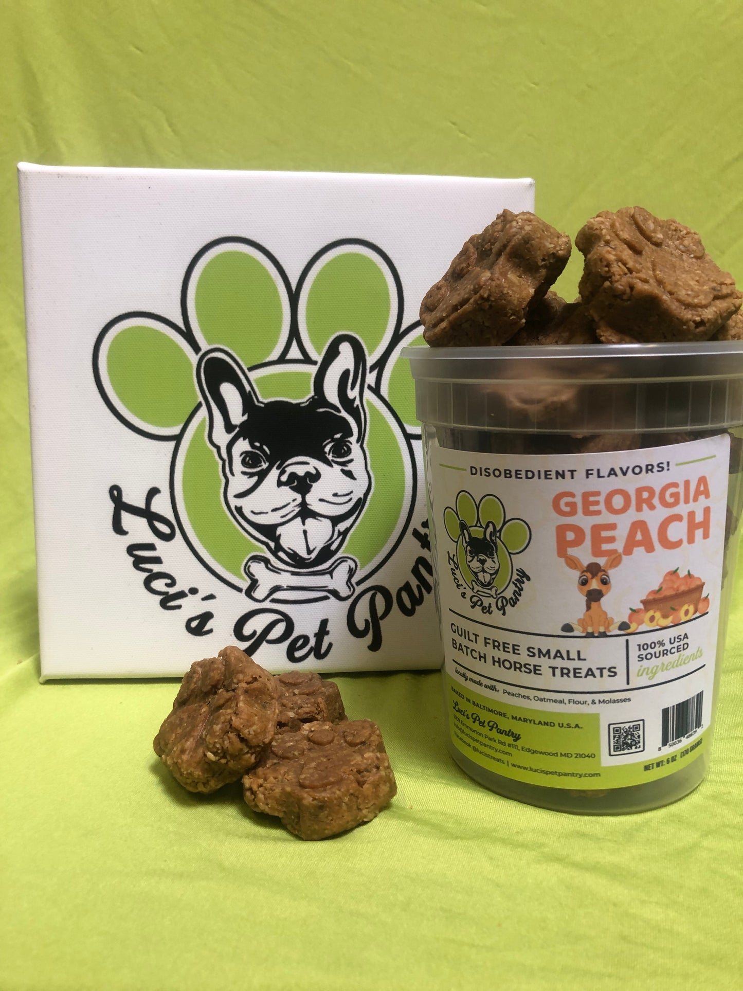 American Apple Pie - All Natural "Apple" Horse Treats - Disobedient Biscuits Bulk Tub